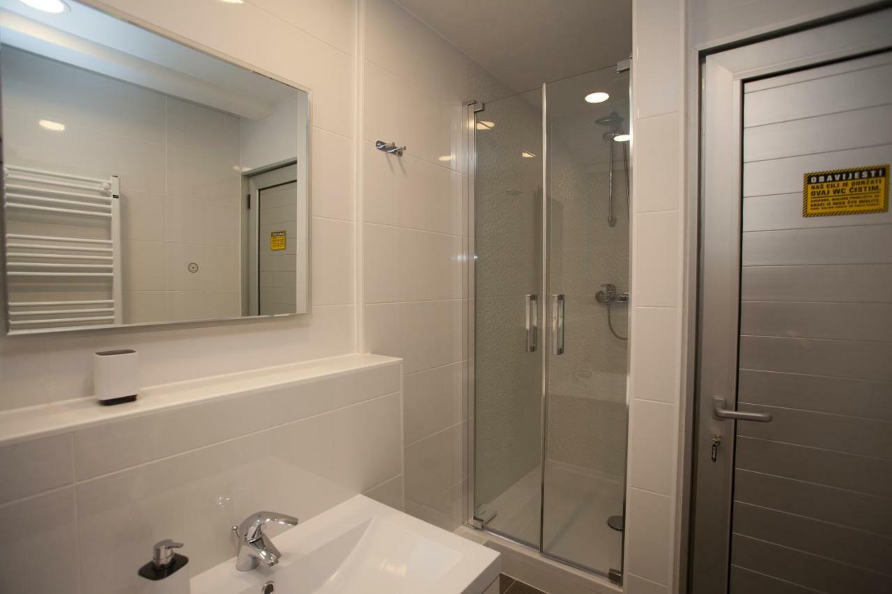 Apartments Lovret Flowers Сплит Экстерьер фото